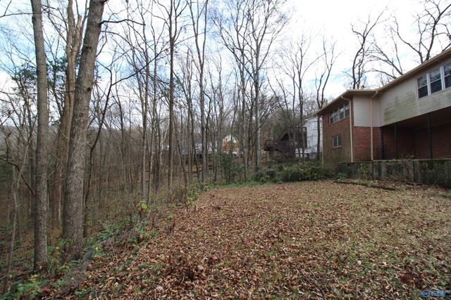 1707 Mountainbrook Drive SE, Huntsville, AL 35801