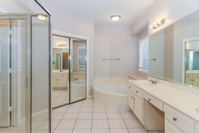 14115 Ivy Bluff Court, Houston, TX 77062