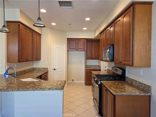 8699 Belmont, Cypress, CA 90630