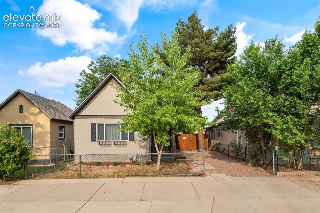 1418 Spruce Street, Pueblo, CO 81004