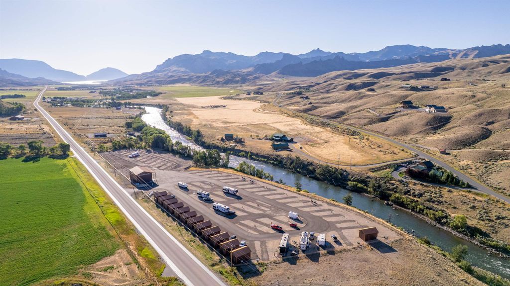 3256 North Fork Hwy, Cody, WY 82414