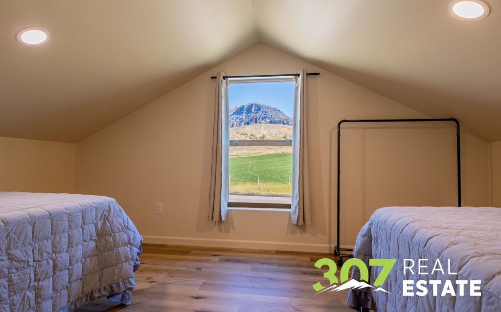 3256 North Fork Hwy, Cody, WY 82414 photo 11