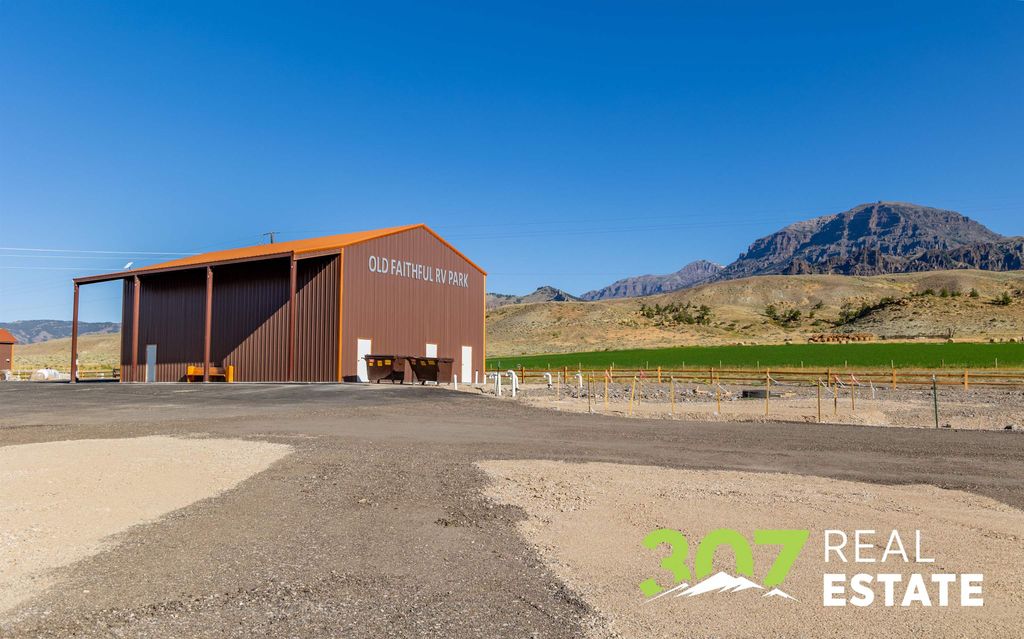3256 North Fork Hwy, Cody, WY 82414 photo 19
