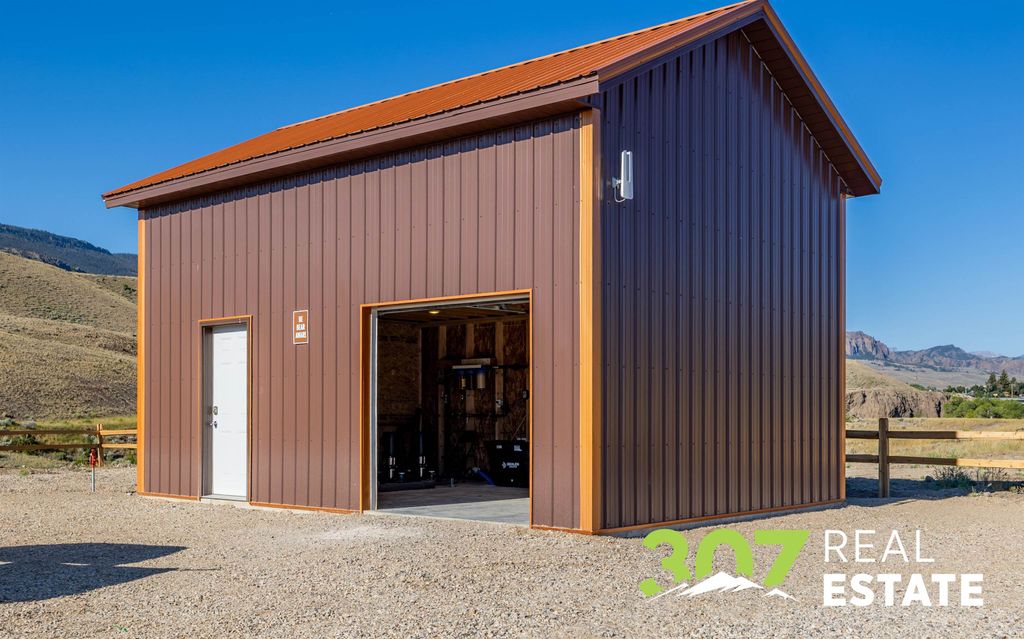 3256 North Fork Hwy, Cody, WY 82414 photo 23