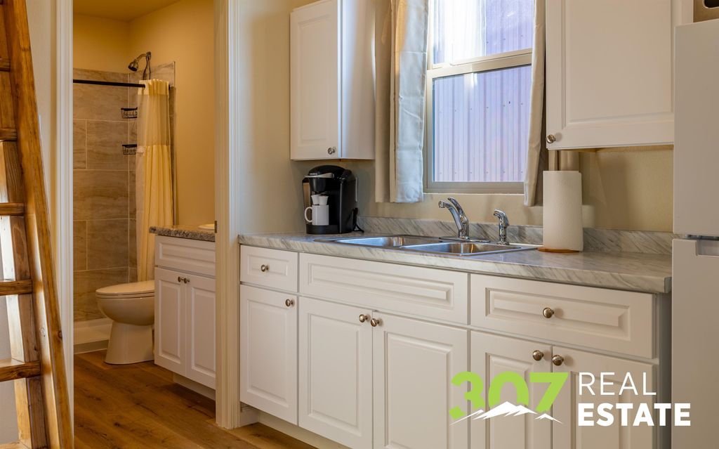 3256 North Fork Hwy, Cody, WY 82414 photo 7