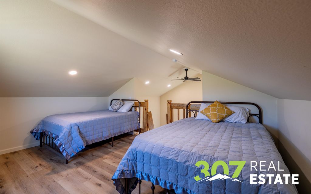 3256 North Fork Hwy, Cody, WY 82414 photo 10