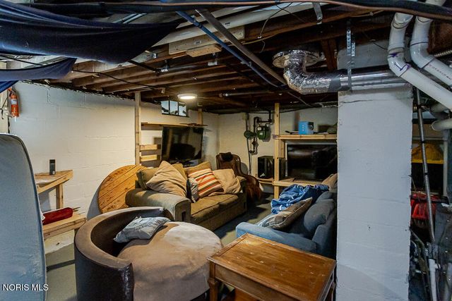 439 W Capistrano Avenue, Toledo, OH 43612