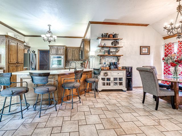 117 S Lexington Way, Edmond, OK 73012