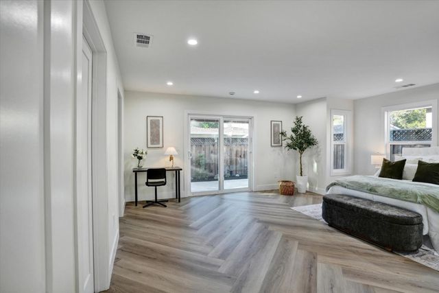 2233 W Hedding Street, San Jose, CA 95128