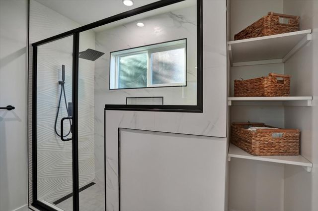 2233 W Hedding Street, San Jose, CA 95128