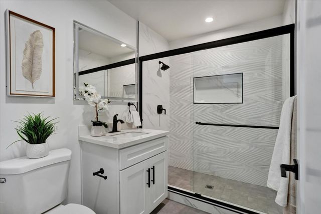 2233 W Hedding Street, San Jose, CA 95128
