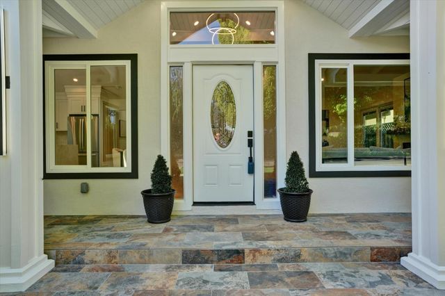 2233 W Hedding Street, San Jose, CA 95128