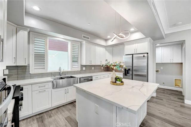 221 S New A, Monterey Park, CA 91755