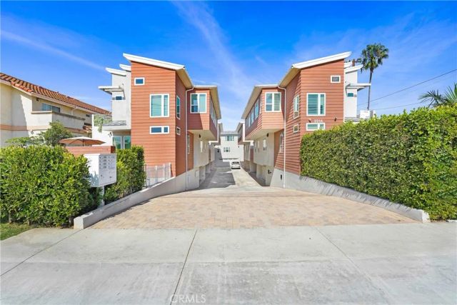 221 S New A, Monterey Park, CA 91755