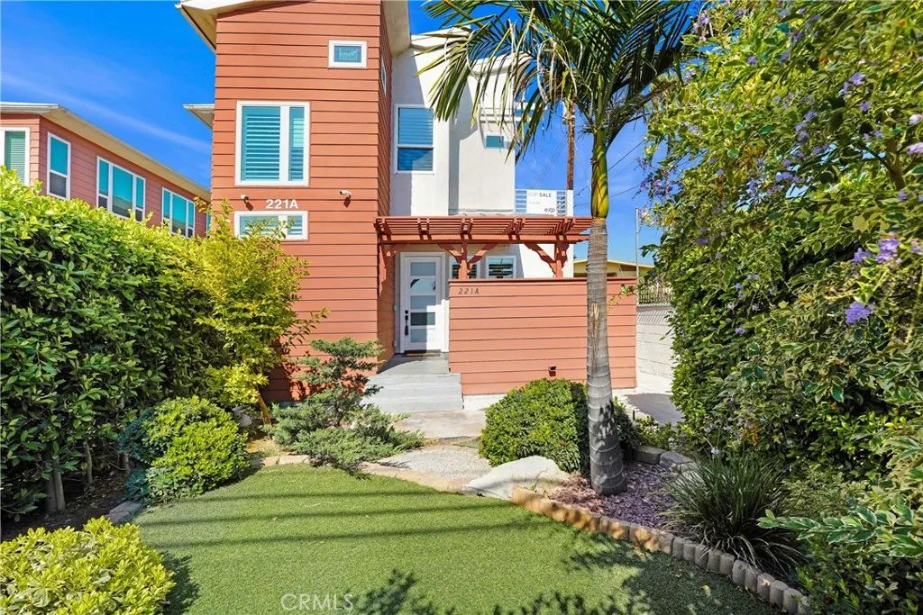 221 S New A, Monterey Park, CA 91755