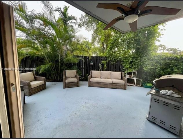 4825 SW 149th Court 18B, Miami, FL 33185