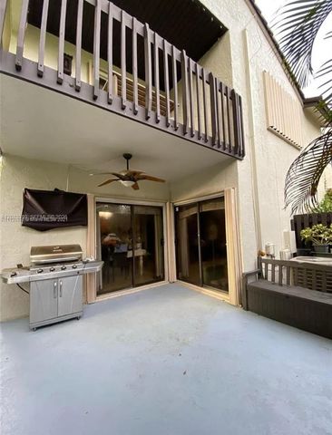 4825 SW 149th Court 18B, Miami, FL 33185