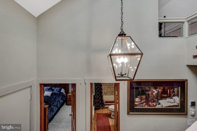 390 SNOW RIDGE CIR, Lake Harmony, PA 18624