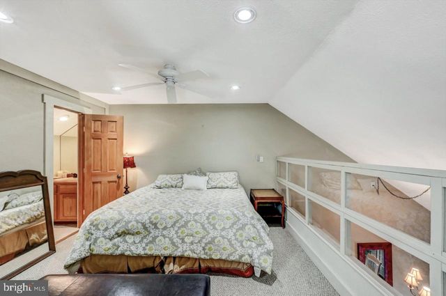 390 SNOW RIDGE CIR, Lake Harmony, PA 18624