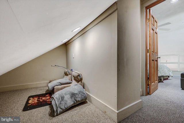 390 SNOW RIDGE CIR, Lake Harmony, PA 18624