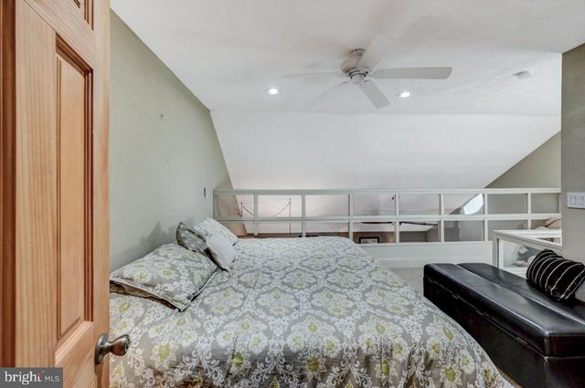 390 SNOW RIDGE CIR, Lake Harmony, PA 18624