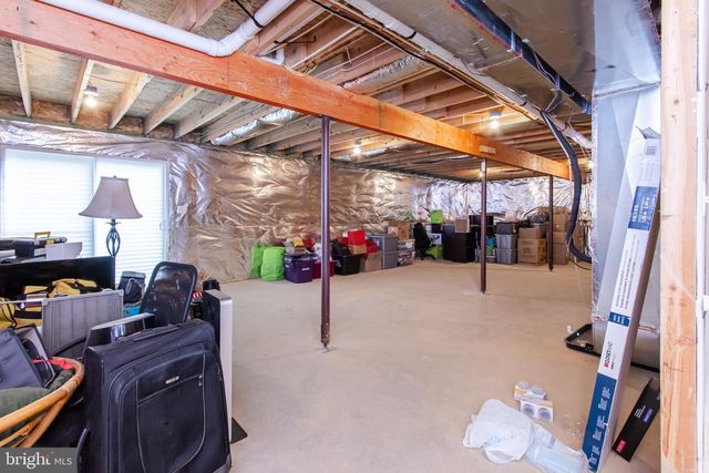 46 VILLAGE CIR, Harpers Ferry, WV 25425