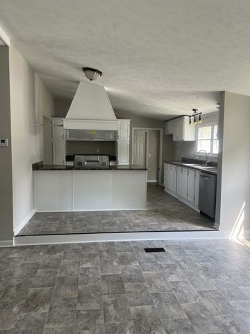 337 Jefferson Pike, La Vergne, TN 37086