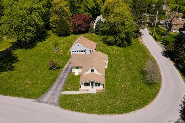 31 Horns Park Road, Hyde Park, NY 12538