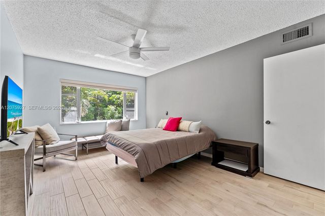 5840 NE 22nd Way 728, Fort Lauderdale, FL 33308