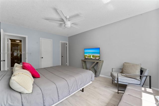 5840 NE 22nd Way 728, Fort Lauderdale, FL 33308
