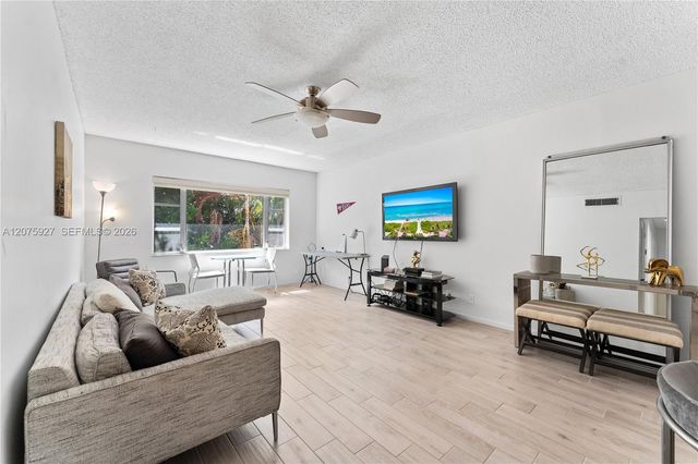 5840 NE 22nd Way 728, Fort Lauderdale, FL 33308