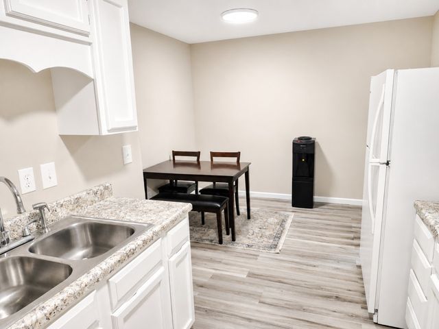 946 Coarsey Dr, Nashville, TN 37217