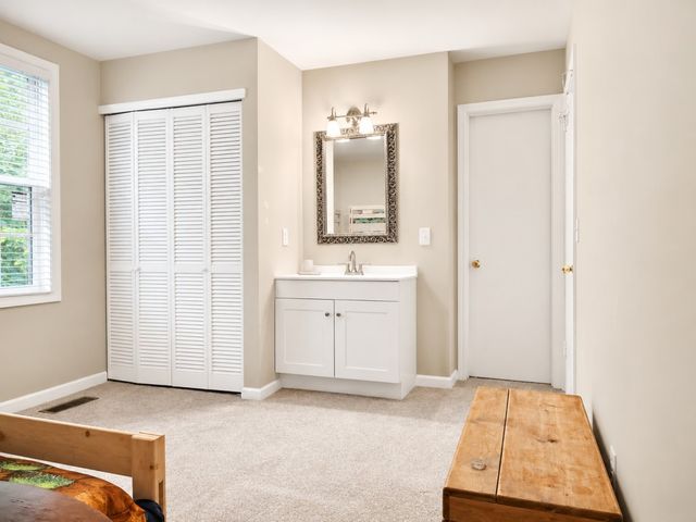 946 Coarsey Dr, Nashville, TN 37217