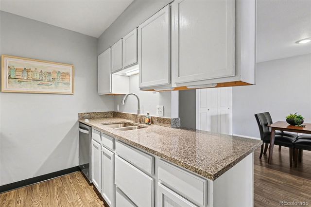 2227 Canyon Boulevard 211, Boulder, CO 80302