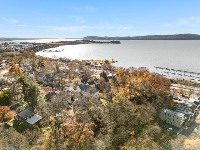 35 Brook Street, Croton-on-hudson, NY 10520