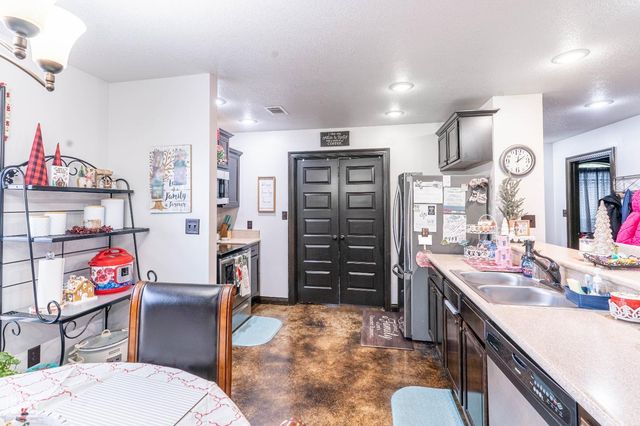 2002 Beaver Falls Lane, Jonesboro, AR 72404