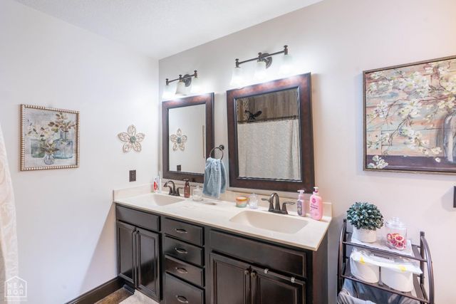 2002 Beaver Falls Lane, Jonesboro, AR 72404