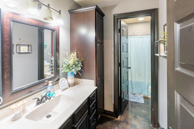 2002 Beaver Falls Lane, Jonesboro, AR 72404