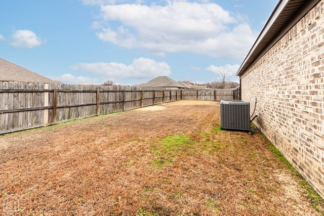 2002 Beaver Falls Lane, Jonesboro, AR 72404