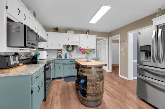146 Holly Dr, Winchester, TN 37398
