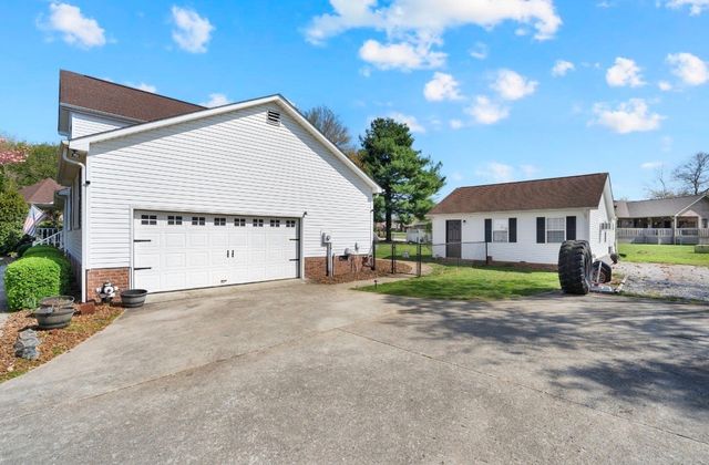 146 Holly Dr, Winchester, TN 37398