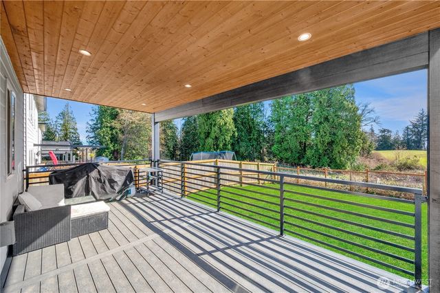 2387 Hettervig Place, Ferndale, WA 98248