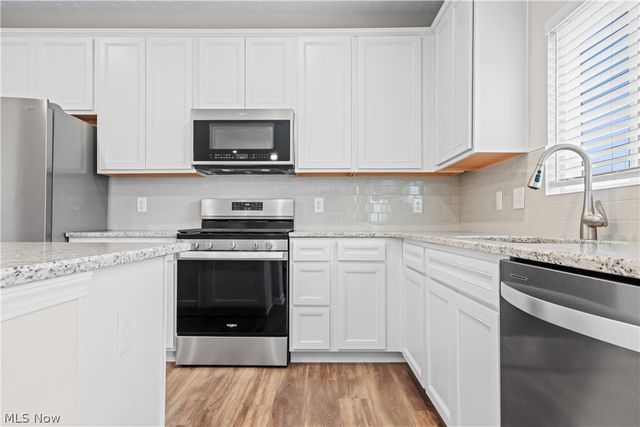 23840 Pine Valley Drive, Columbia Station, OH 44028
