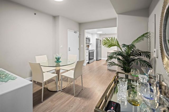 425 W Beech St 603, San Diego, CA 92101