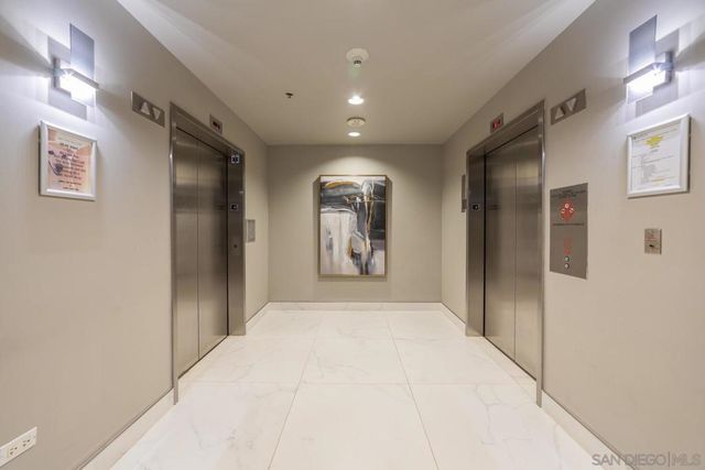 425 W Beech St 603, San Diego, CA 92101