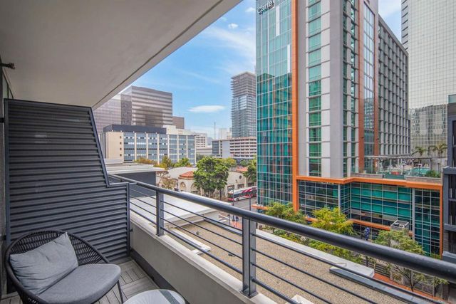 425 W Beech St 603, San Diego, CA 92101