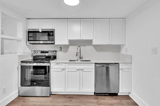 2636 SW 29th Ct, Miami, FL 33133