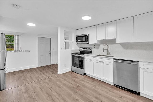 2636 SW 29th Ct, Miami, FL 33133