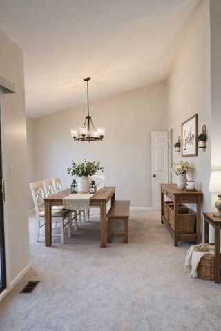 33 Shoreline Road B, Lake Barrington, IL 60010