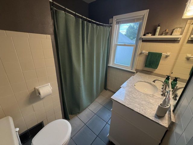 1204 S 110th STREET, West Allis, WI 53214